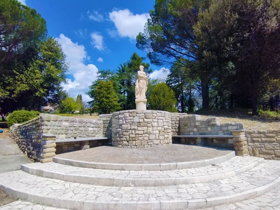 LA STATUA DI DIANA